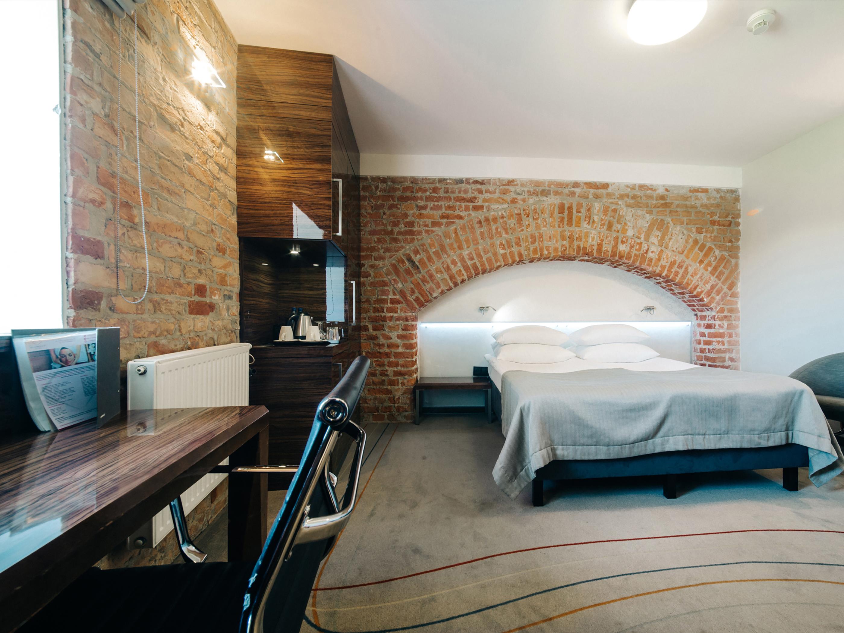 Q Grand Cru Hotel 4*