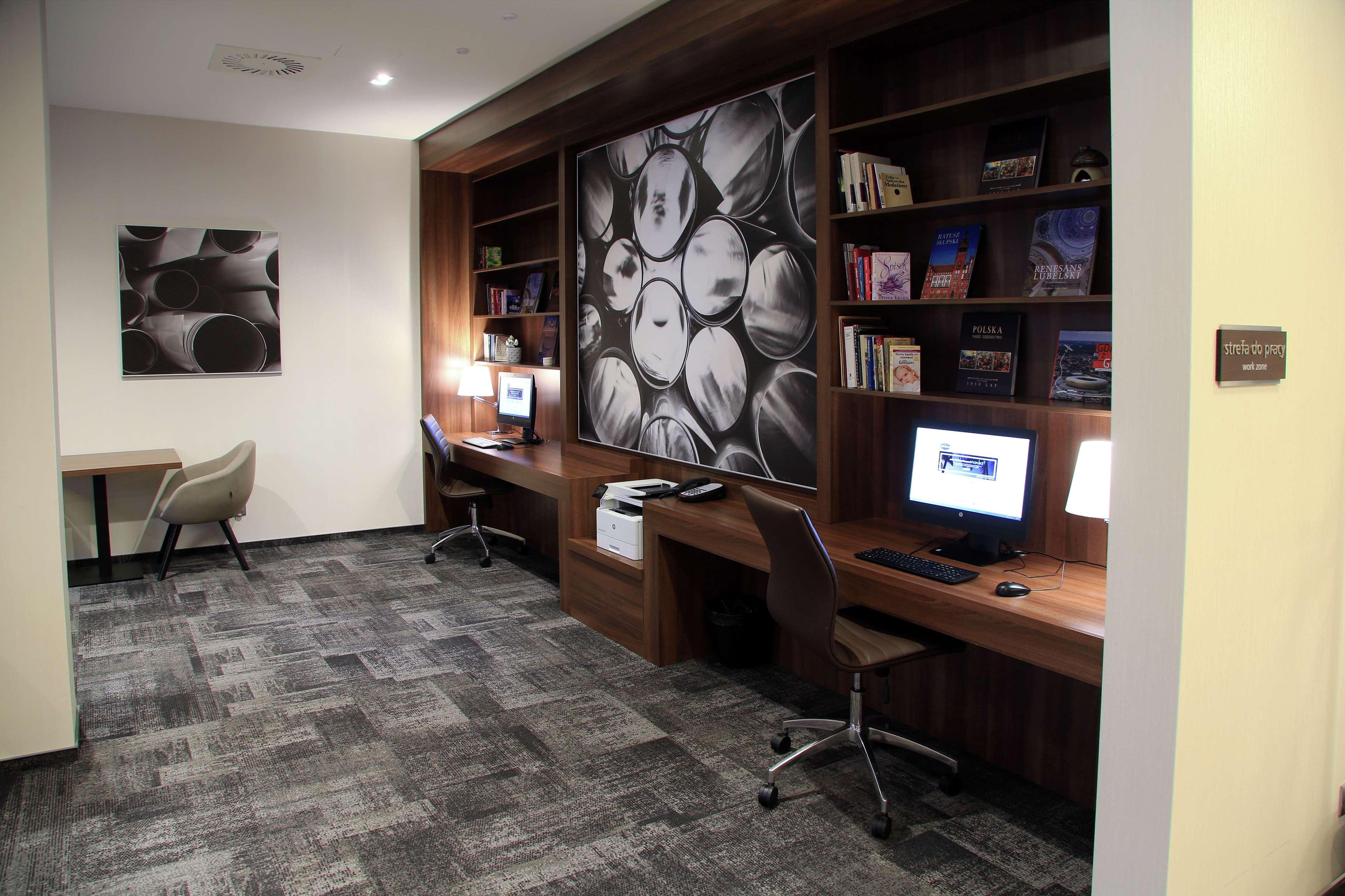 Hampton By Hilton Old Town Hotel 3*