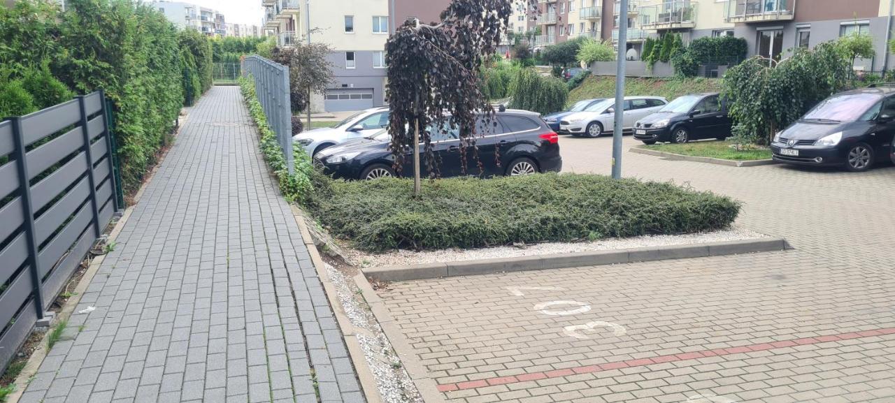 Apartament Rodzinny Z Ogrodkiem *