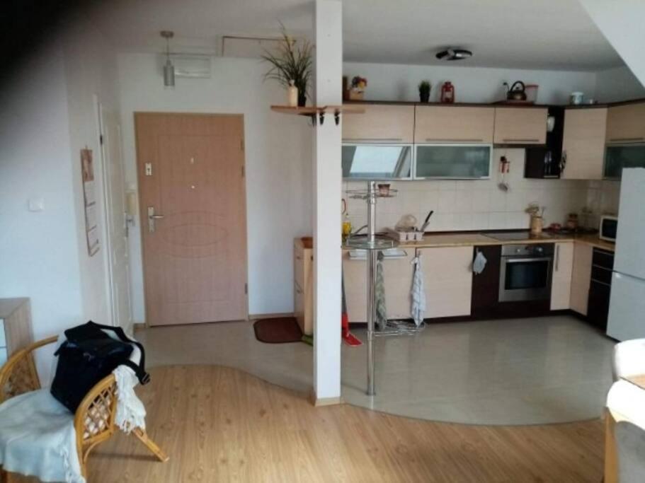Jasne Czyste I Zadbane Mieszkanie Blisko Lotniska Apartamento *