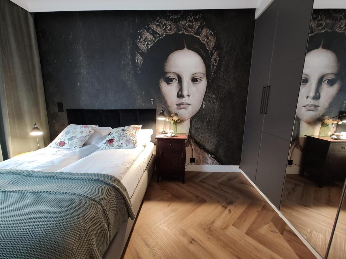 Arte - Old Town * Gdansk