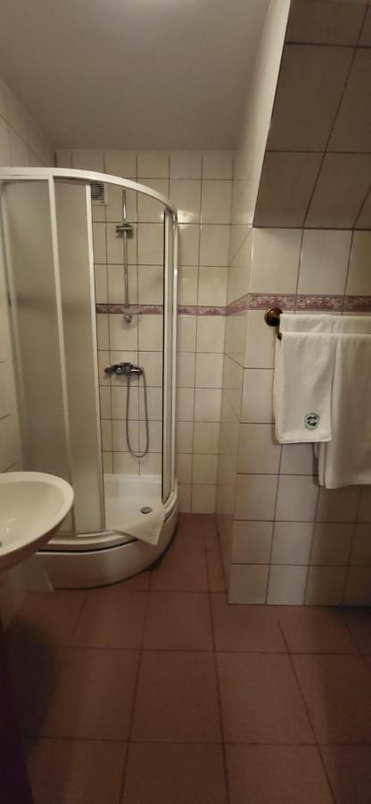 Bed & Breakfast Dom Schumannow 2*