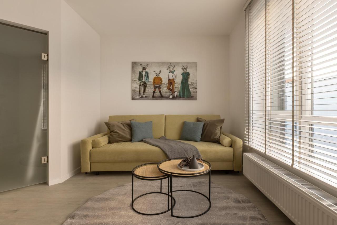 Glow Apartments, Slaska 12