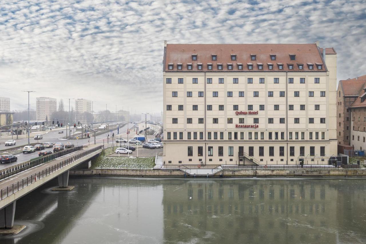 Winter's On The Motlawa River By Renters * Gdańsk