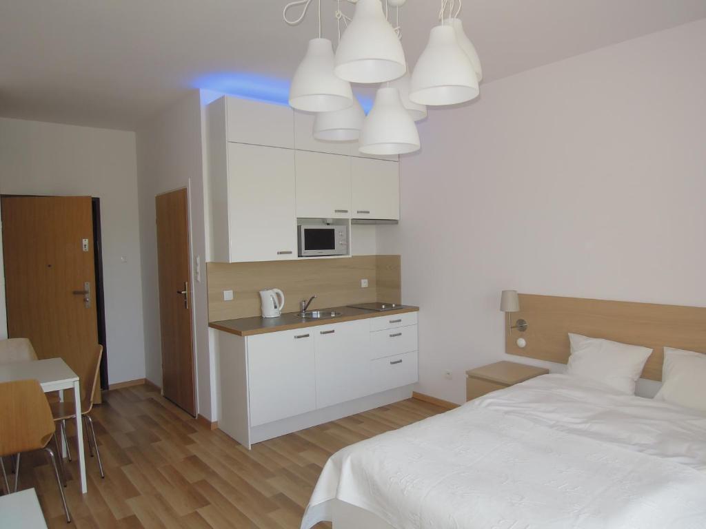 Karawela - Nadmorski Dwor Gdańsk