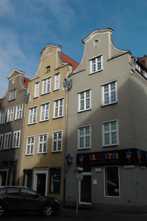 Gdanskie Apartamenty - Apartamenty Na Sw Ducha - Gdanskie Poddasza Z Jacuzzi I De Luxe Huoneisto