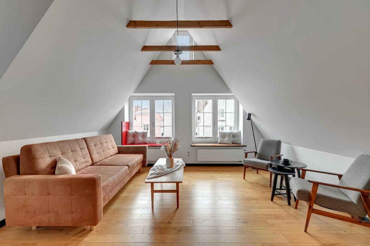Apartment 3-level With A View Of St Mary's Basilica By Downtown *