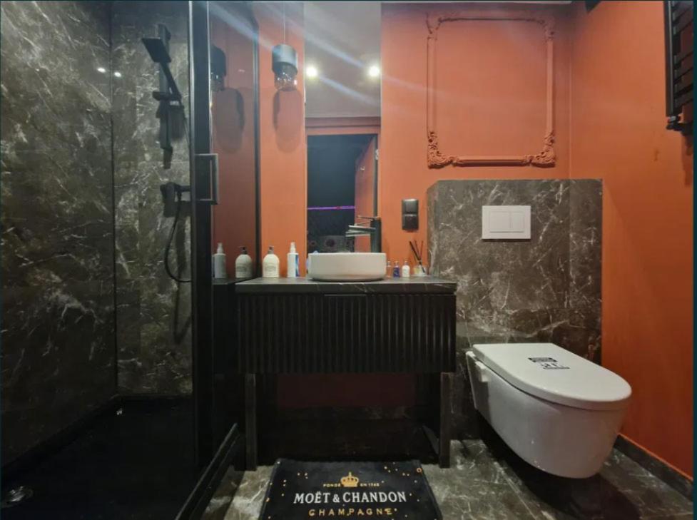 Apartamento Grey Secret Champagne