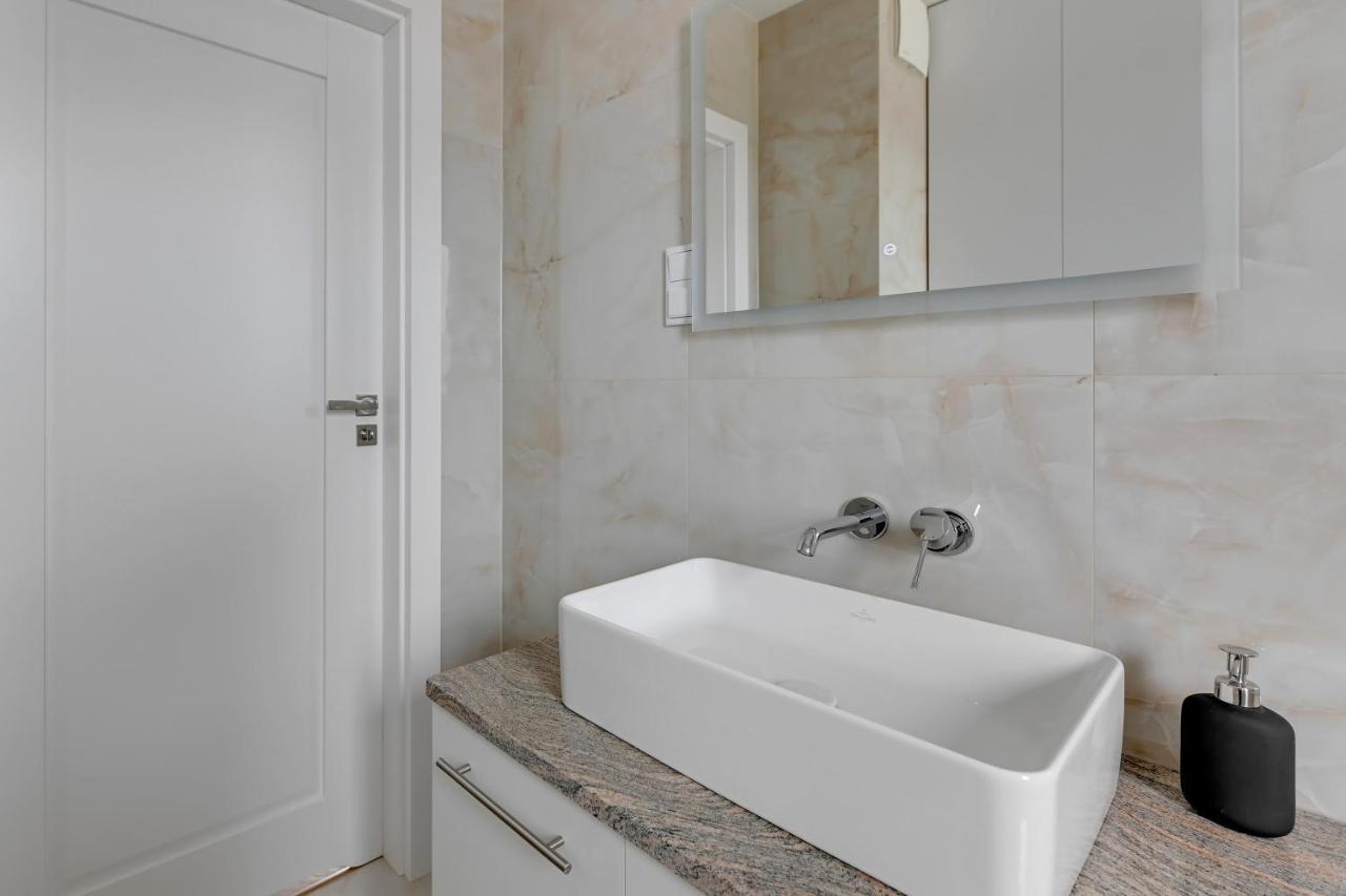 Comfort Porto Apartment *
