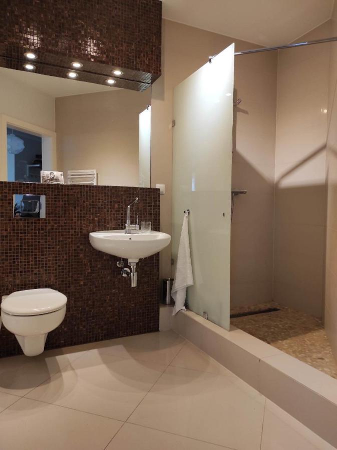 Apartament Z 3 Sypialniami - Parking Bezplatny Apartment *
