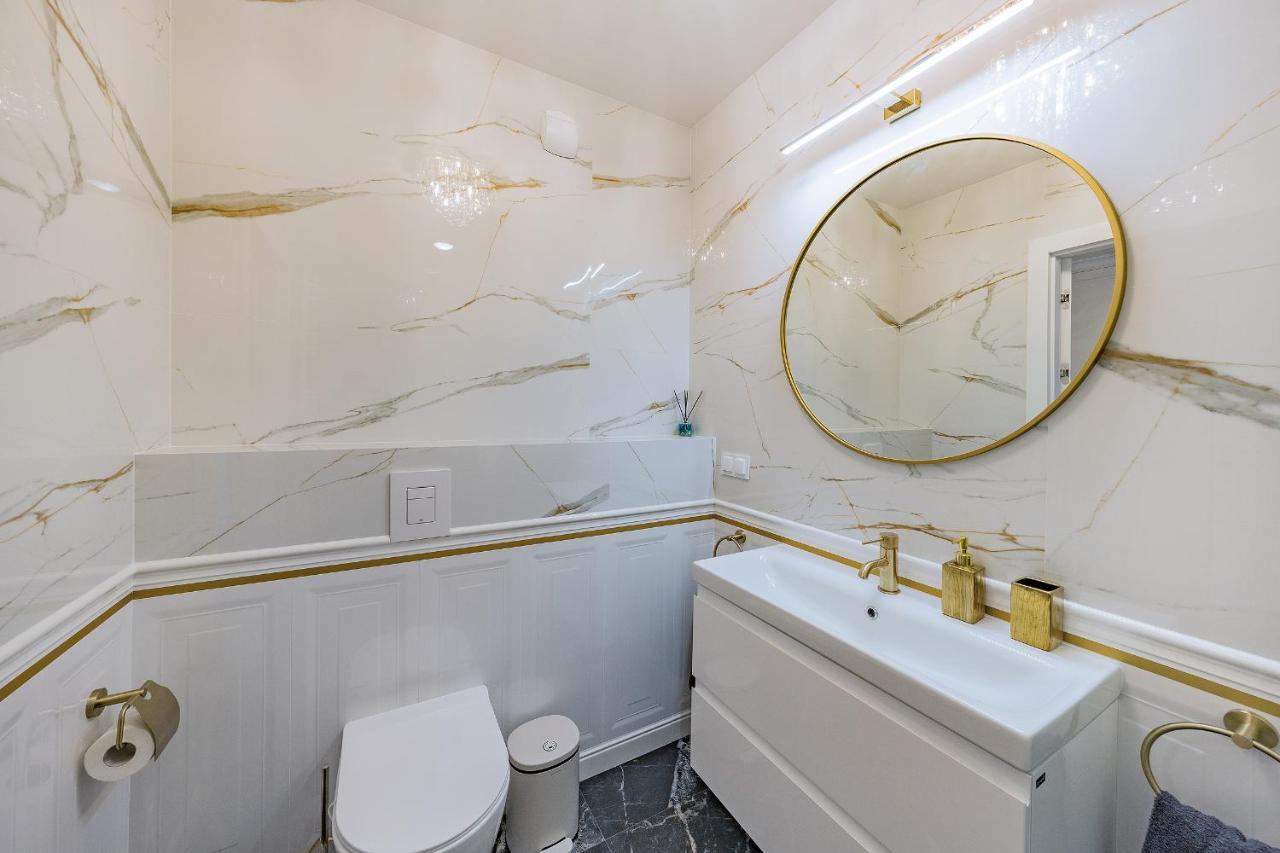 Lägenhet Apartament Nowa Letnica, Osiedle Latarnikow Gdańsk