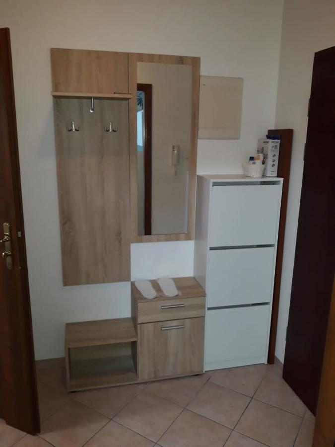 Domola Apartment *
