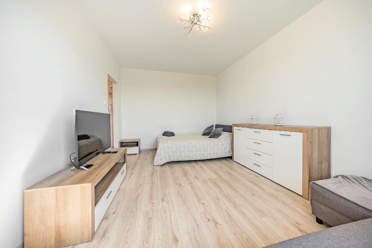 Hello Park Reagana Apartment *