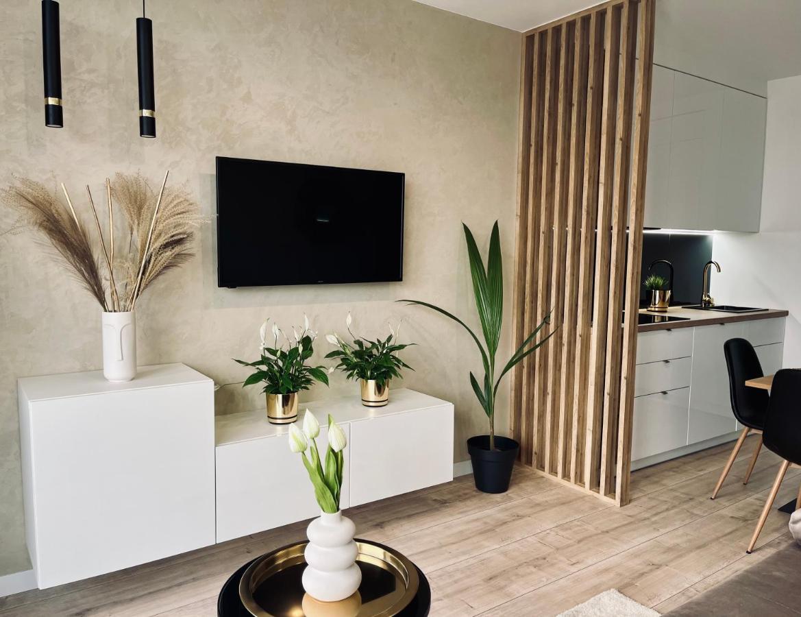 Apartament Nowoczesny Z Garazem Morelova *