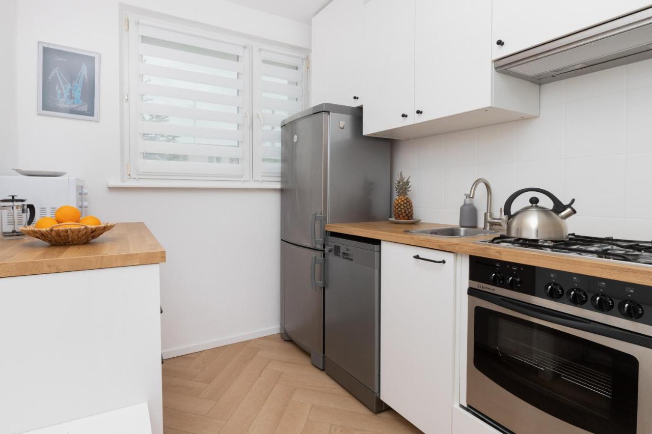 Apartment Cosy For 5 Guests Wrzeszcz By Renters Gdansk