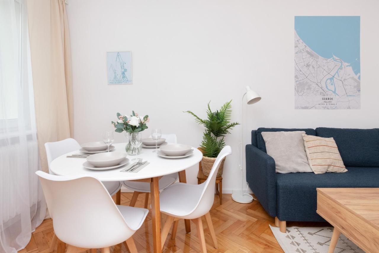 Cosy For 5 Guests Wrzeszcz By Renters Apartment