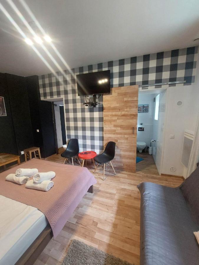 Funky Garage Apartment *