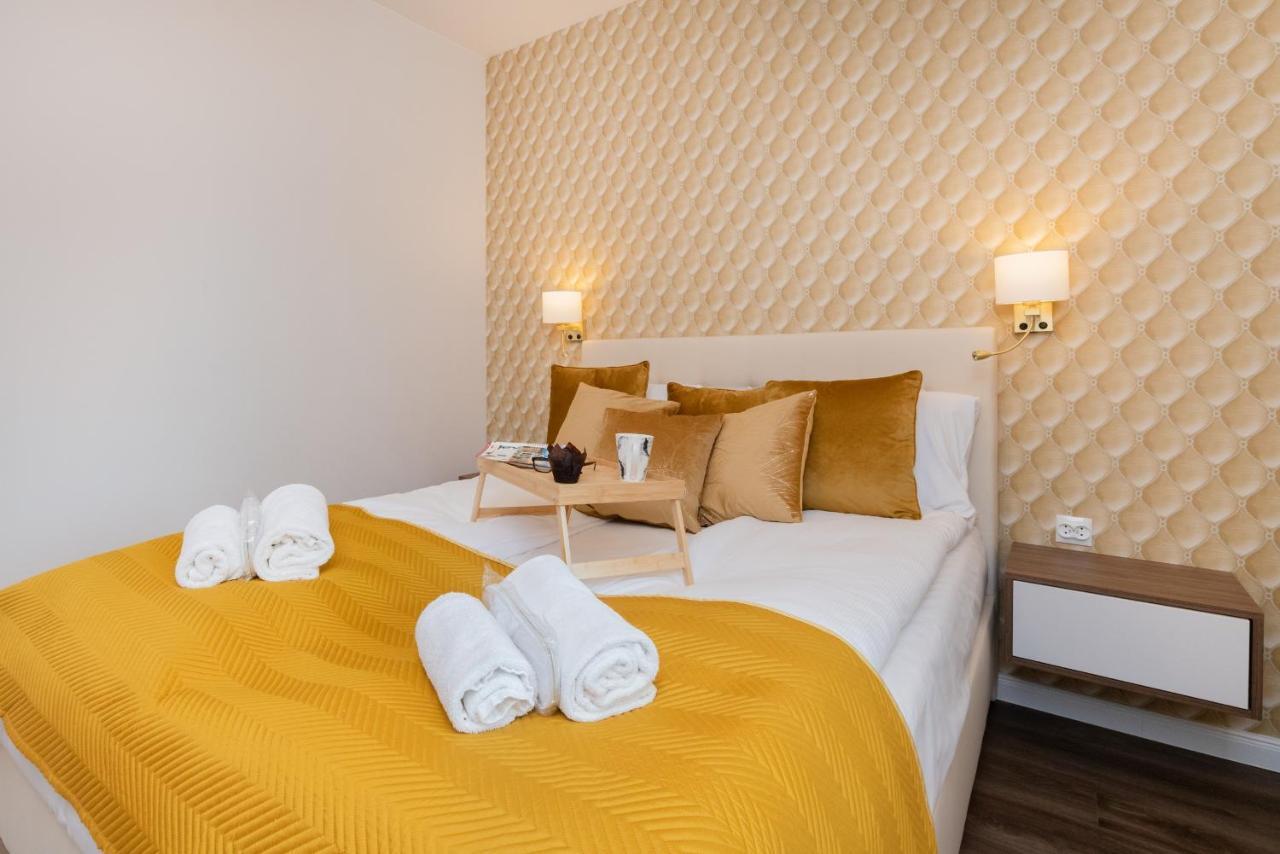 Stunning With Parking In Lower Town By Renters Prestige