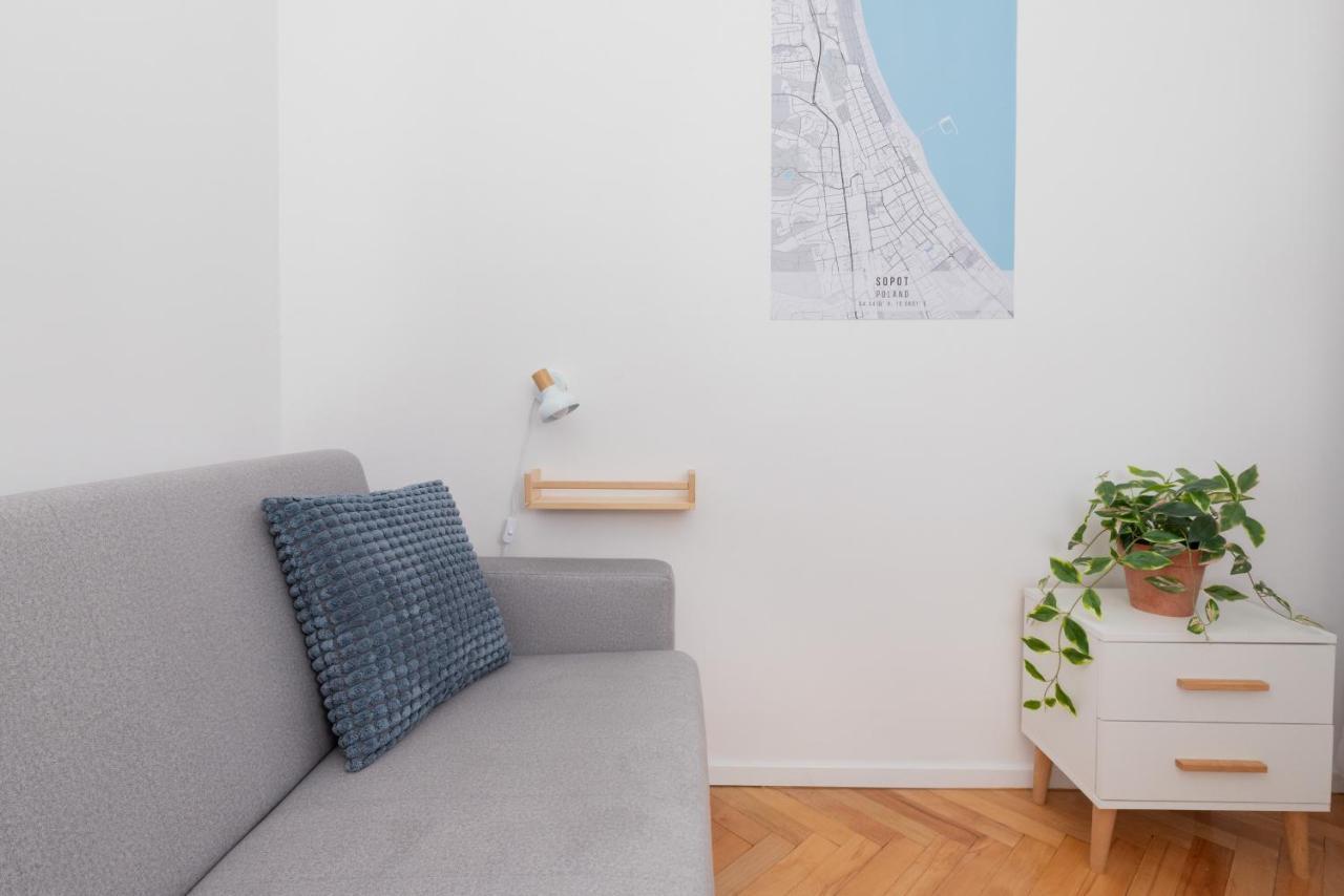 Cosy For 5 Guests Wrzeszcz By Renters Apartment