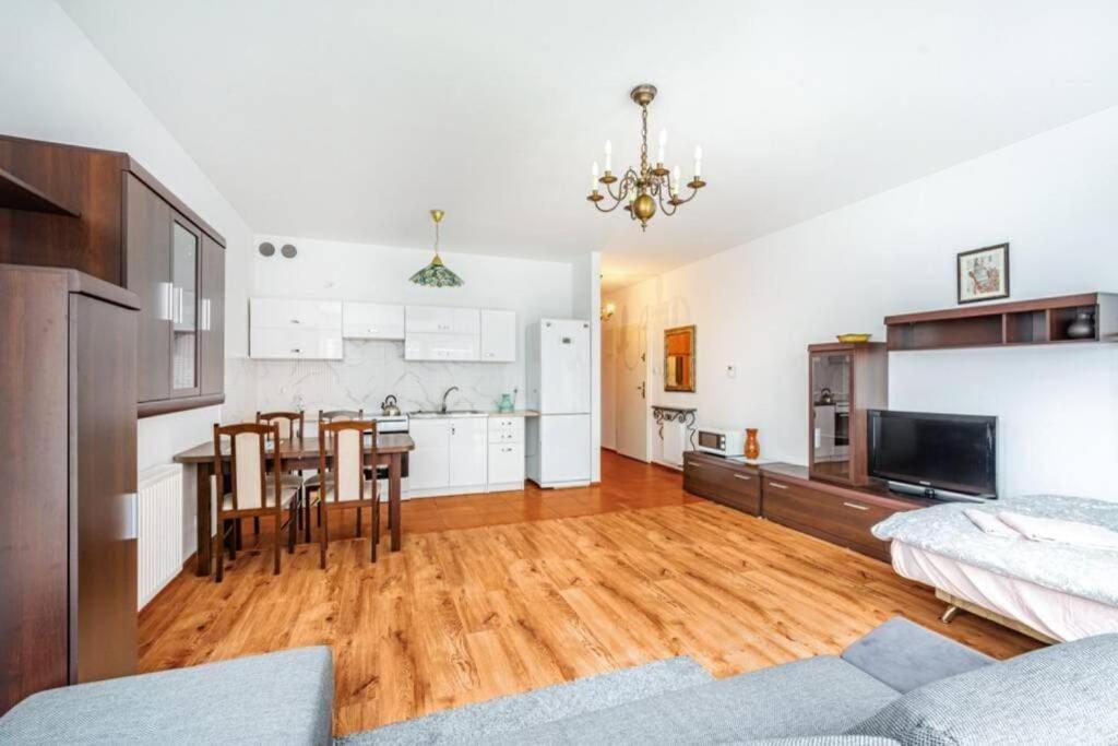 Apartments&l60a/52