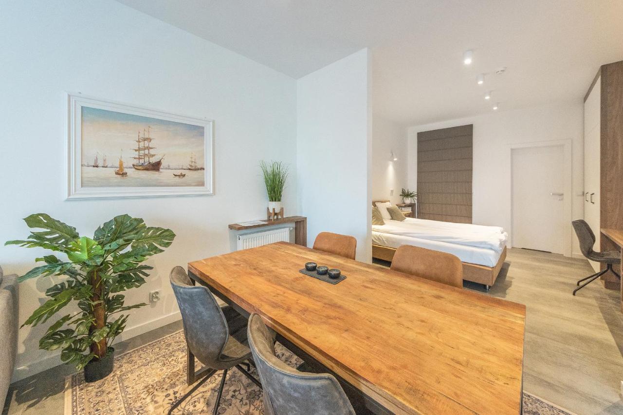 Apartment Dom & House - Granaria