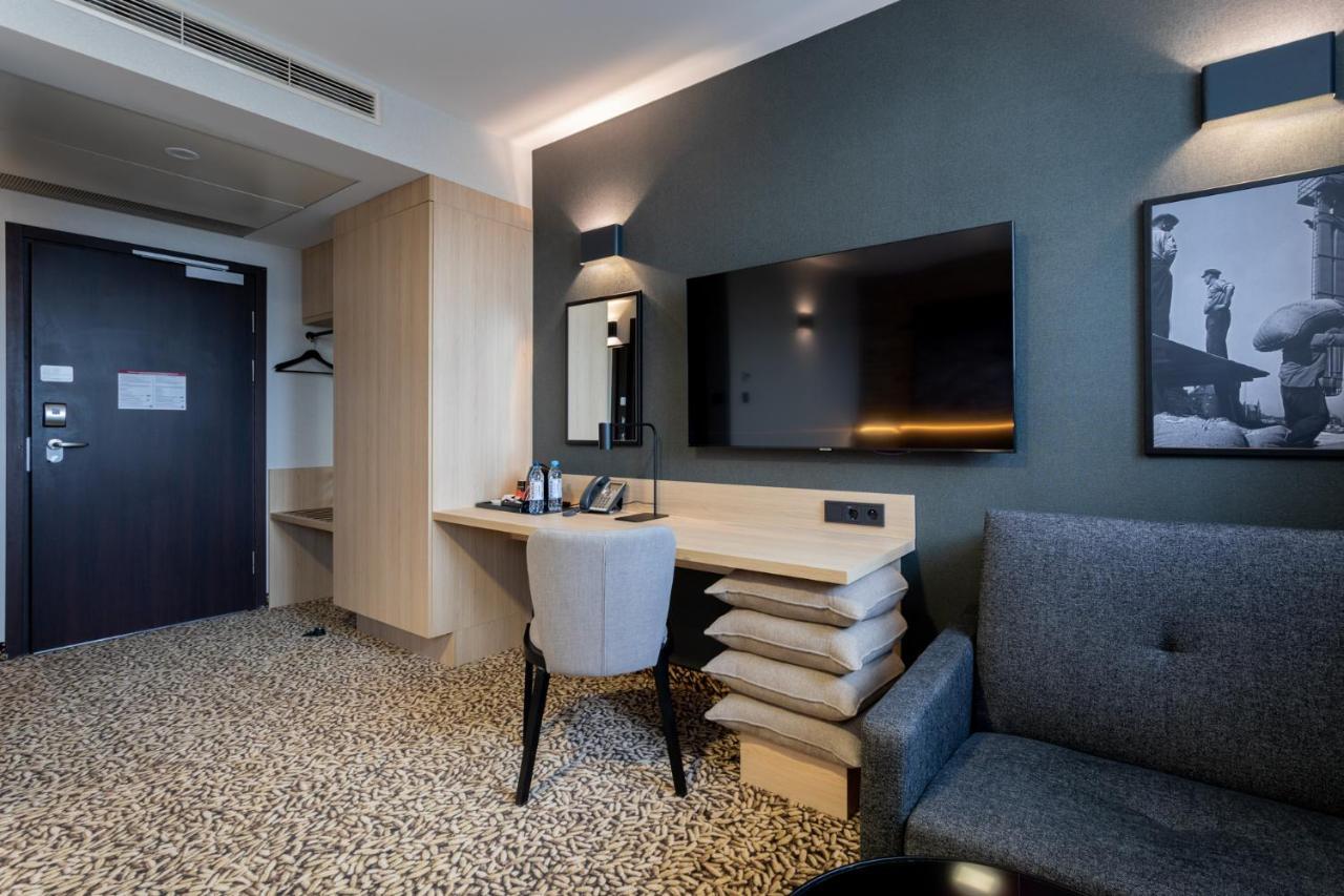 Hotel Qubus