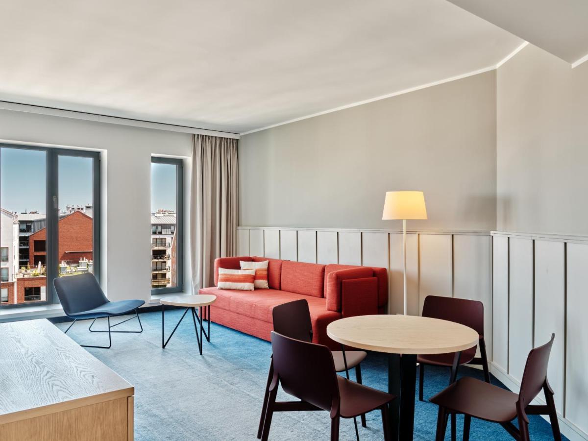 - Centre By Ihg 4*