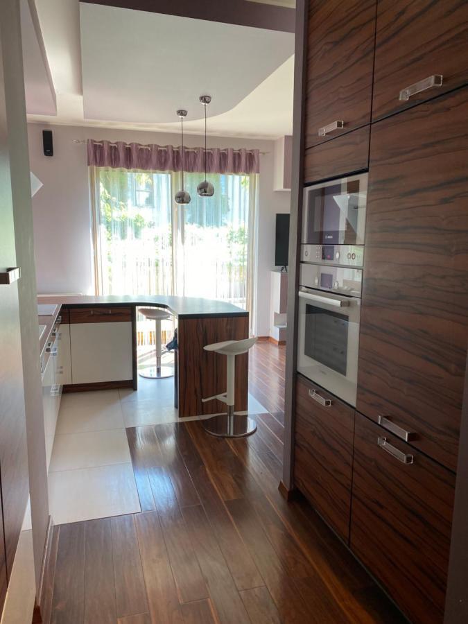 Ann Apartament Nadmorski Dwor Apartment
