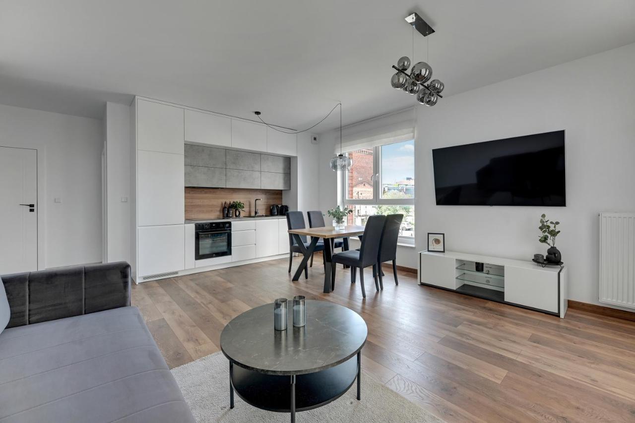 Bastion Walowa Center & Parking By Downtown * Gdansk