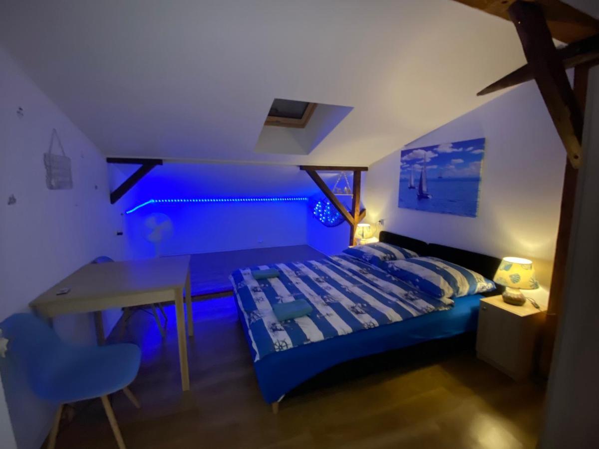 Sea World Mansarda Apartment Gdansk