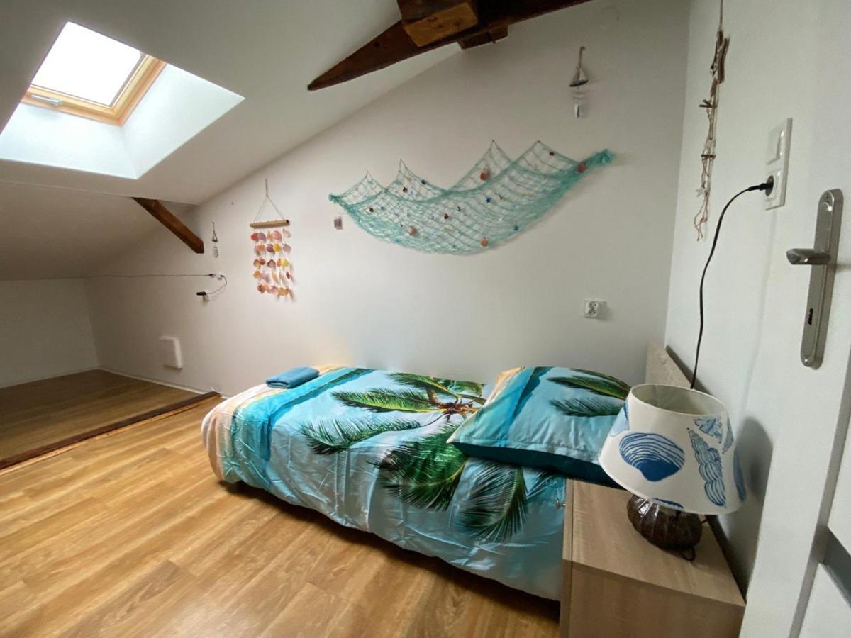 Sea World Mansarda Apartment *