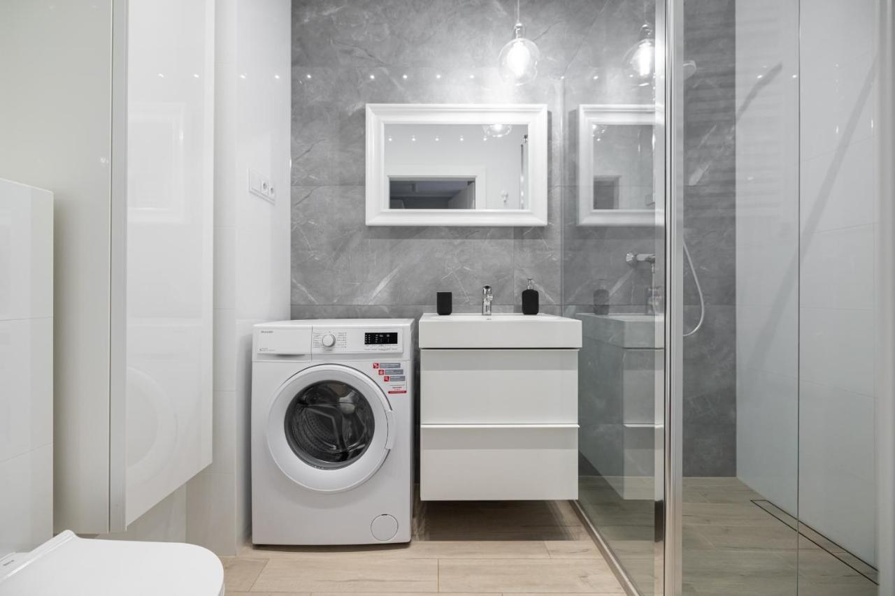 Apartament Blisko Morza, 47m Kw. Dwa Niezalezne Pokoje. * Gdansk