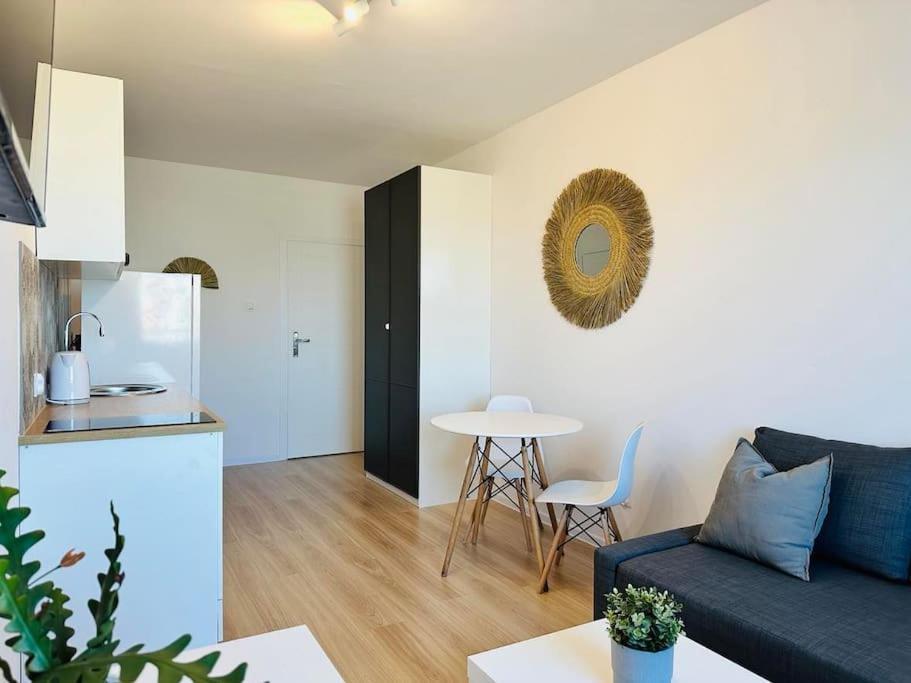 Studio Przy Parku Reagana Apartment