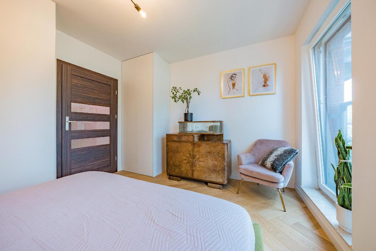 Hello Chmielna With Private Parking And Balcony Gdansk