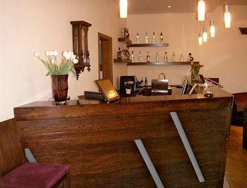 Bed & Breakfast Biala Lilia Old Town Gdansk