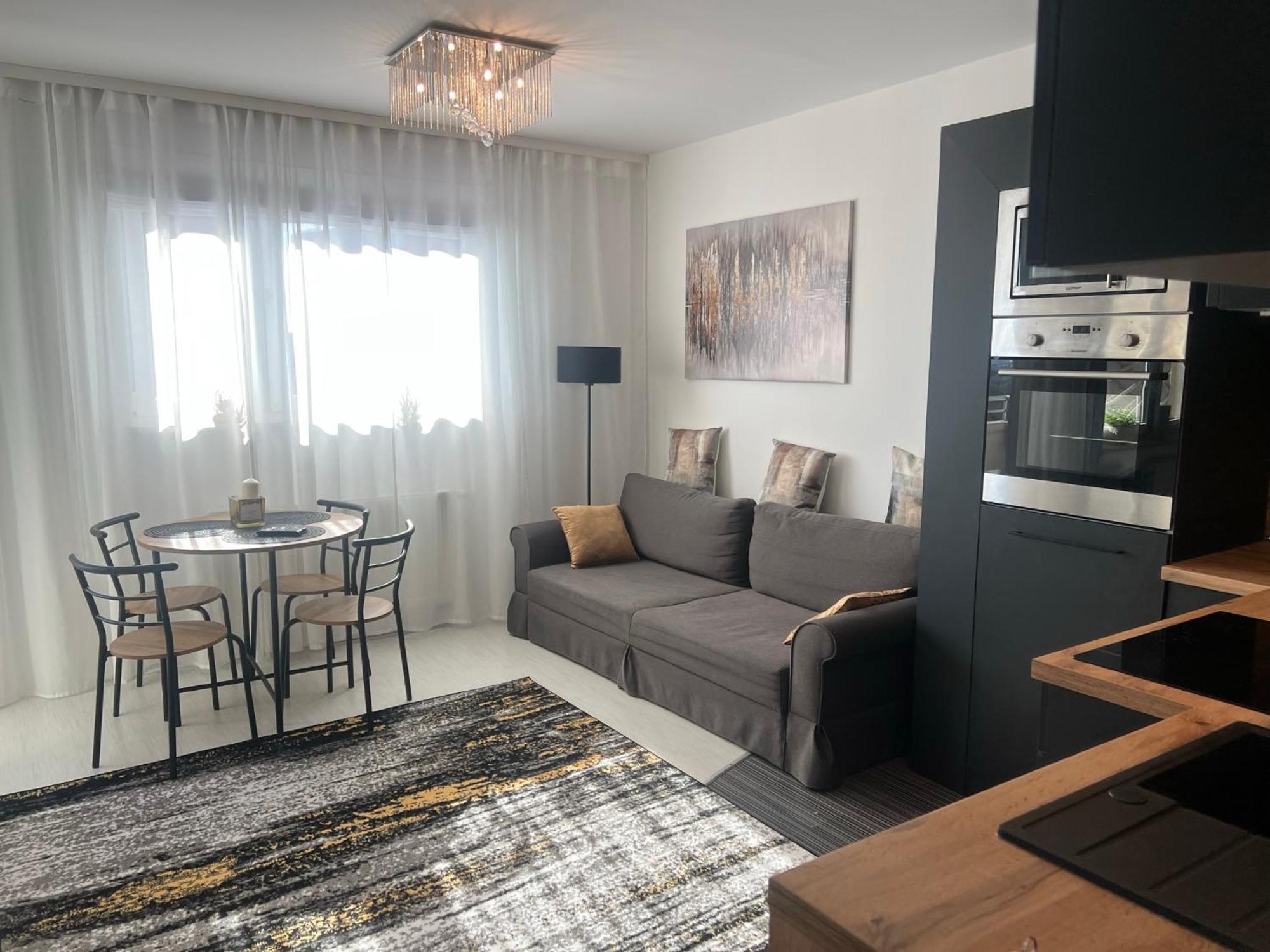 Wake Up To Baltic Views Aon Just Minutes From Apartment *