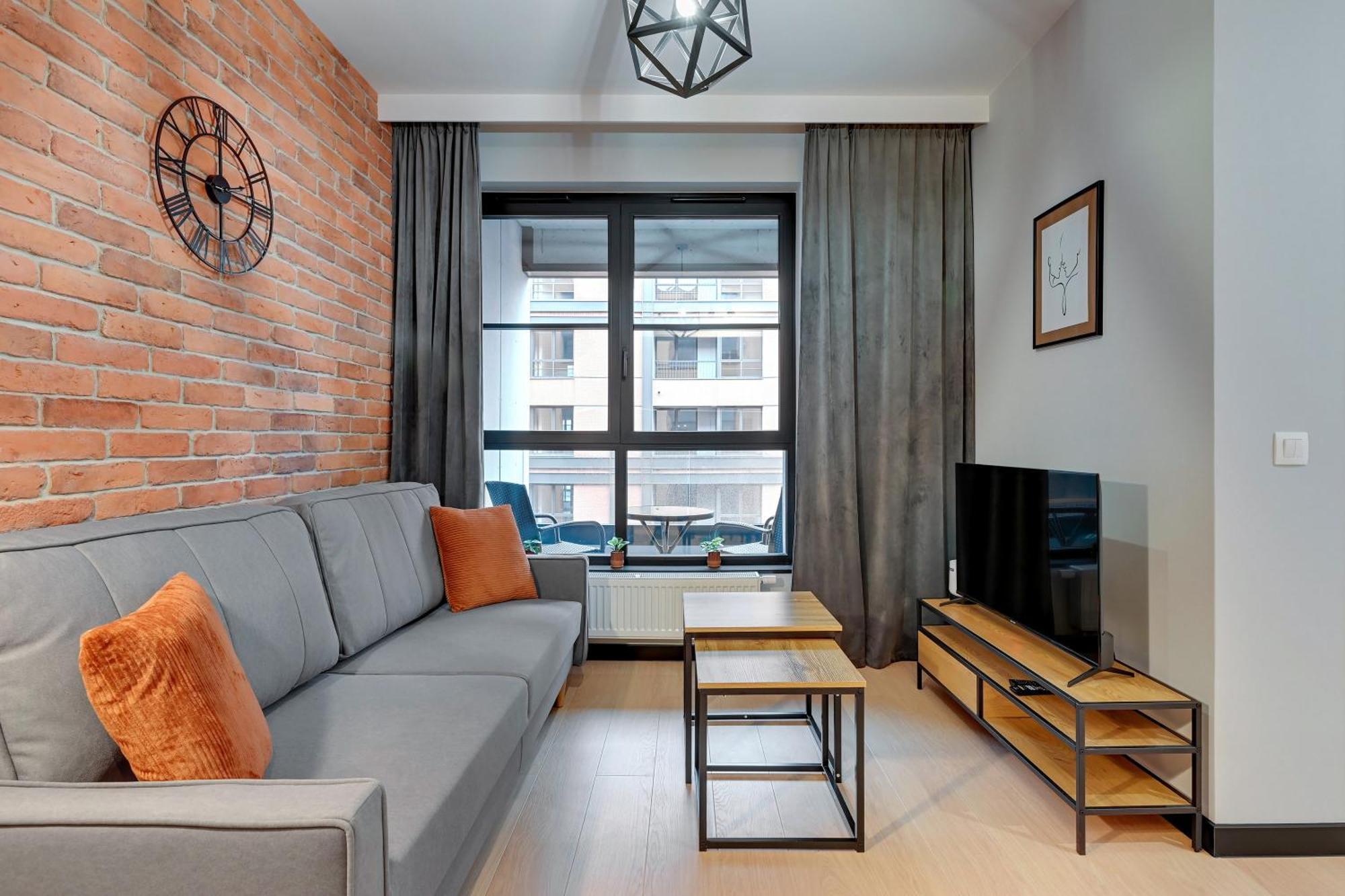 Doki Living - Foodhall & Parking By Downtown Apartment Gdansk