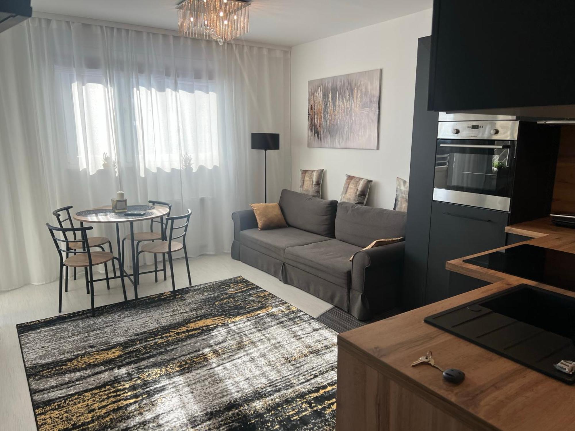 Wake Up To Baltic Views Aon Just Minutes From Apartment