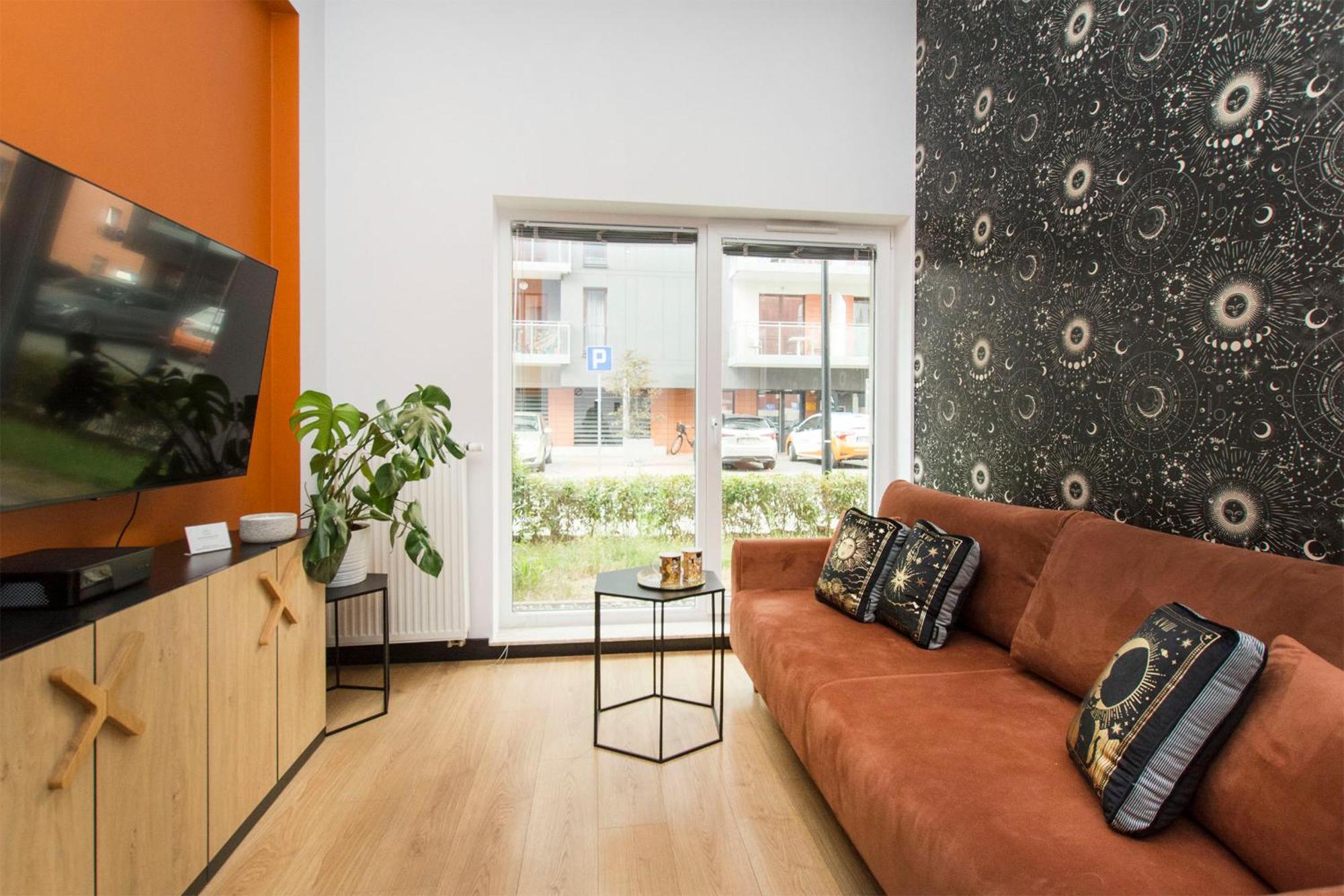 Center - Granary Island By Apartmore