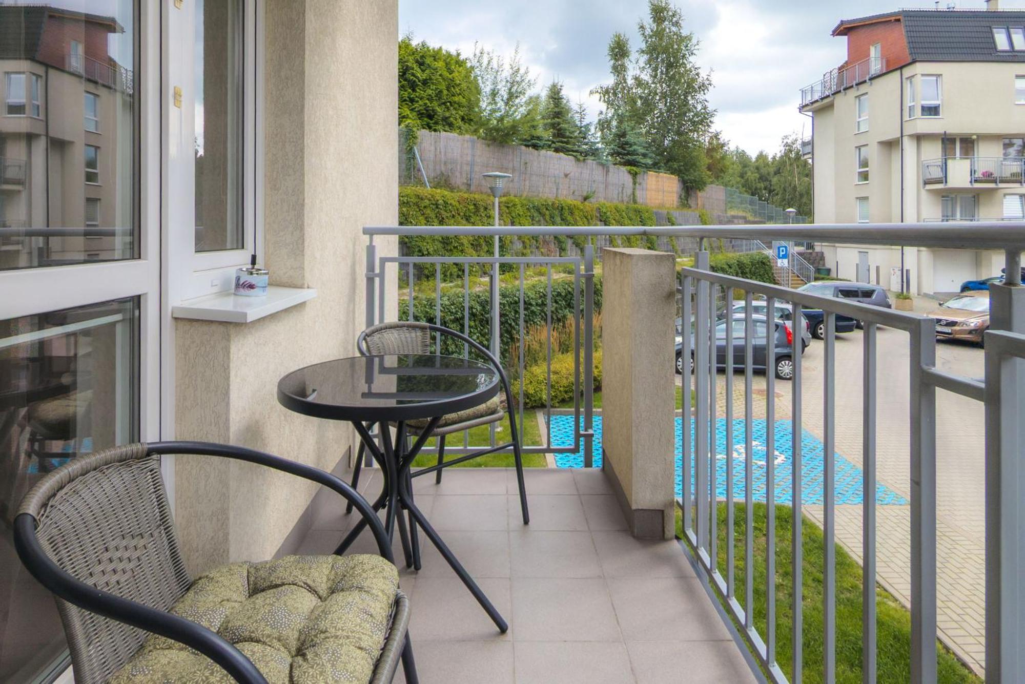 Elegant Mysliwskie Wzgorze In By Renters Apartment