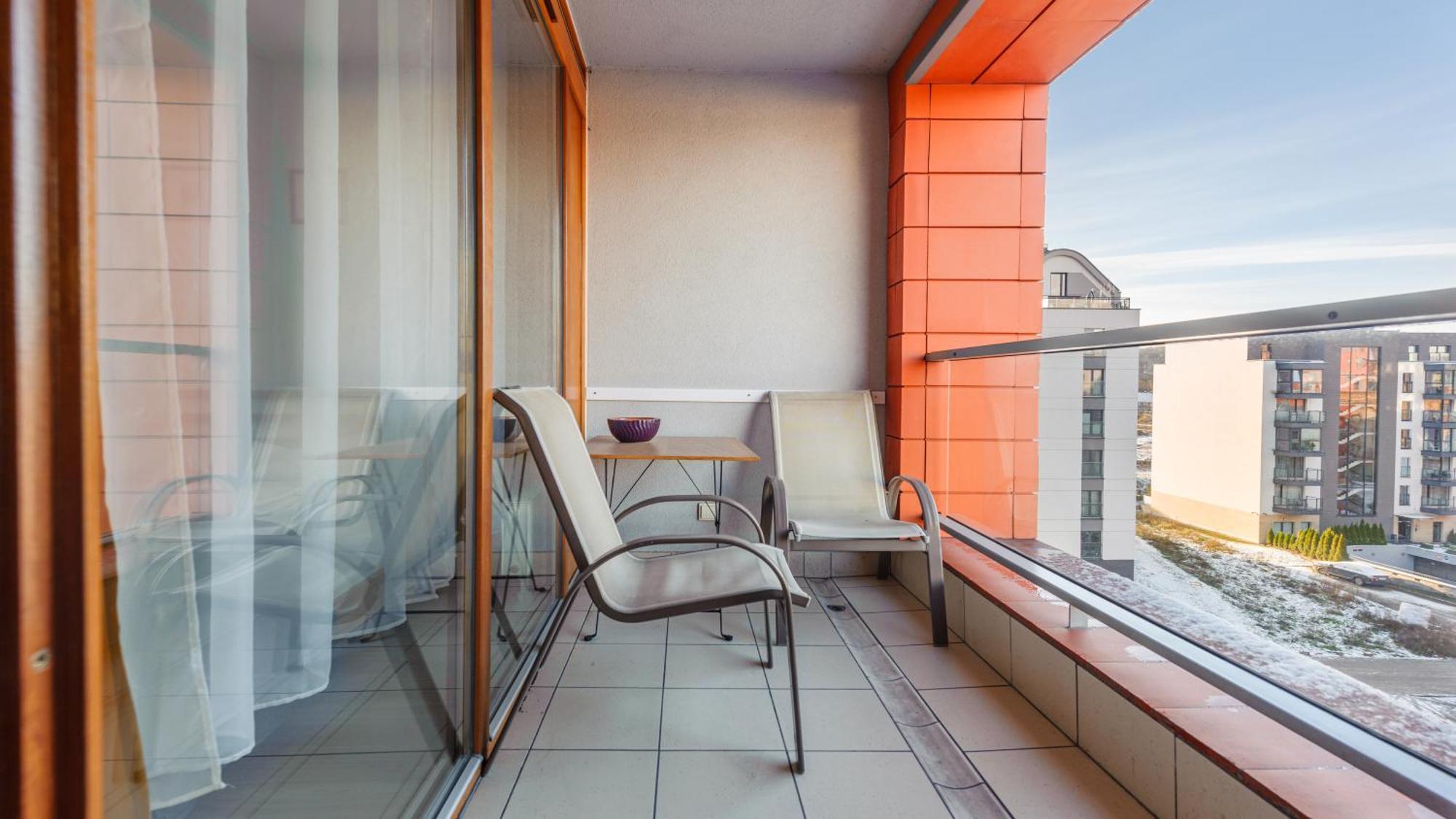 Sun & Snow Aura Apartment