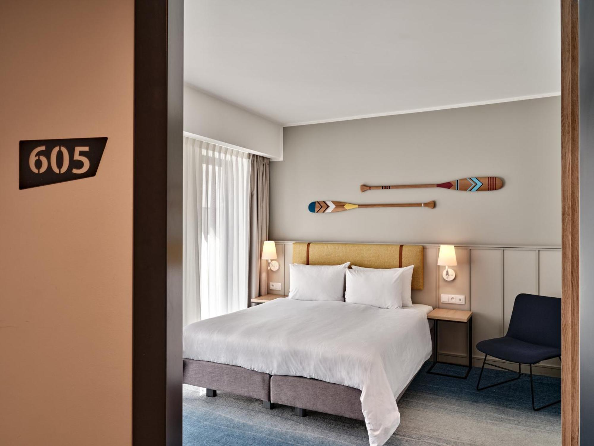 - Centre By Ihg