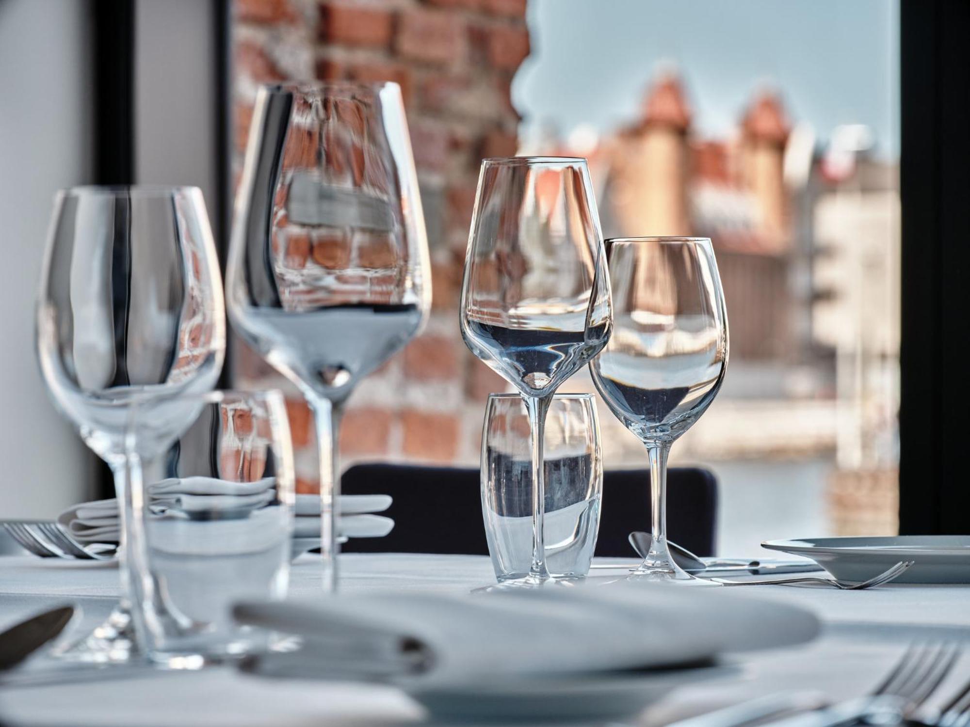- Centre By Ihg Hotel Gdańsk