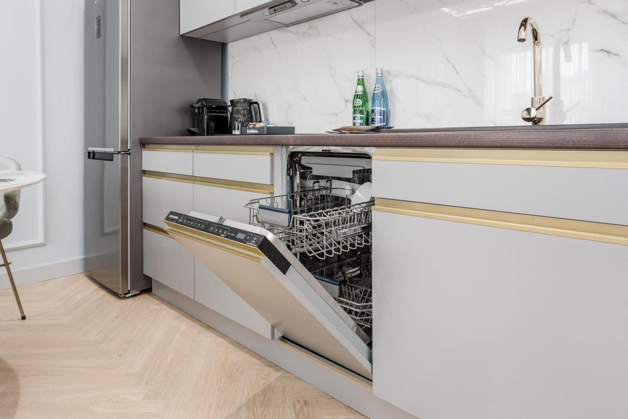 Deo Plaza Premium By Rent Like