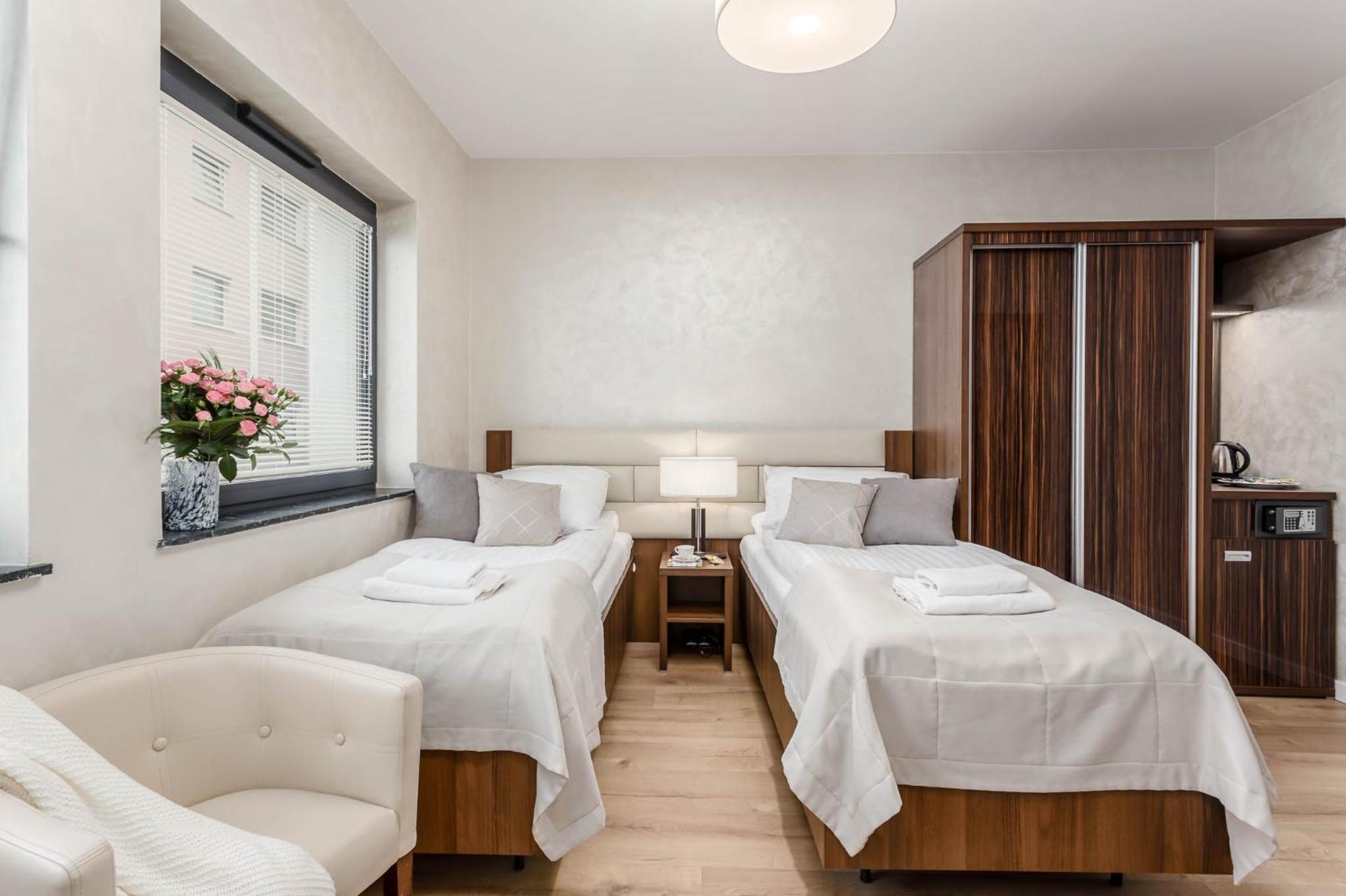 Deo Plaza Premium By Rent Like