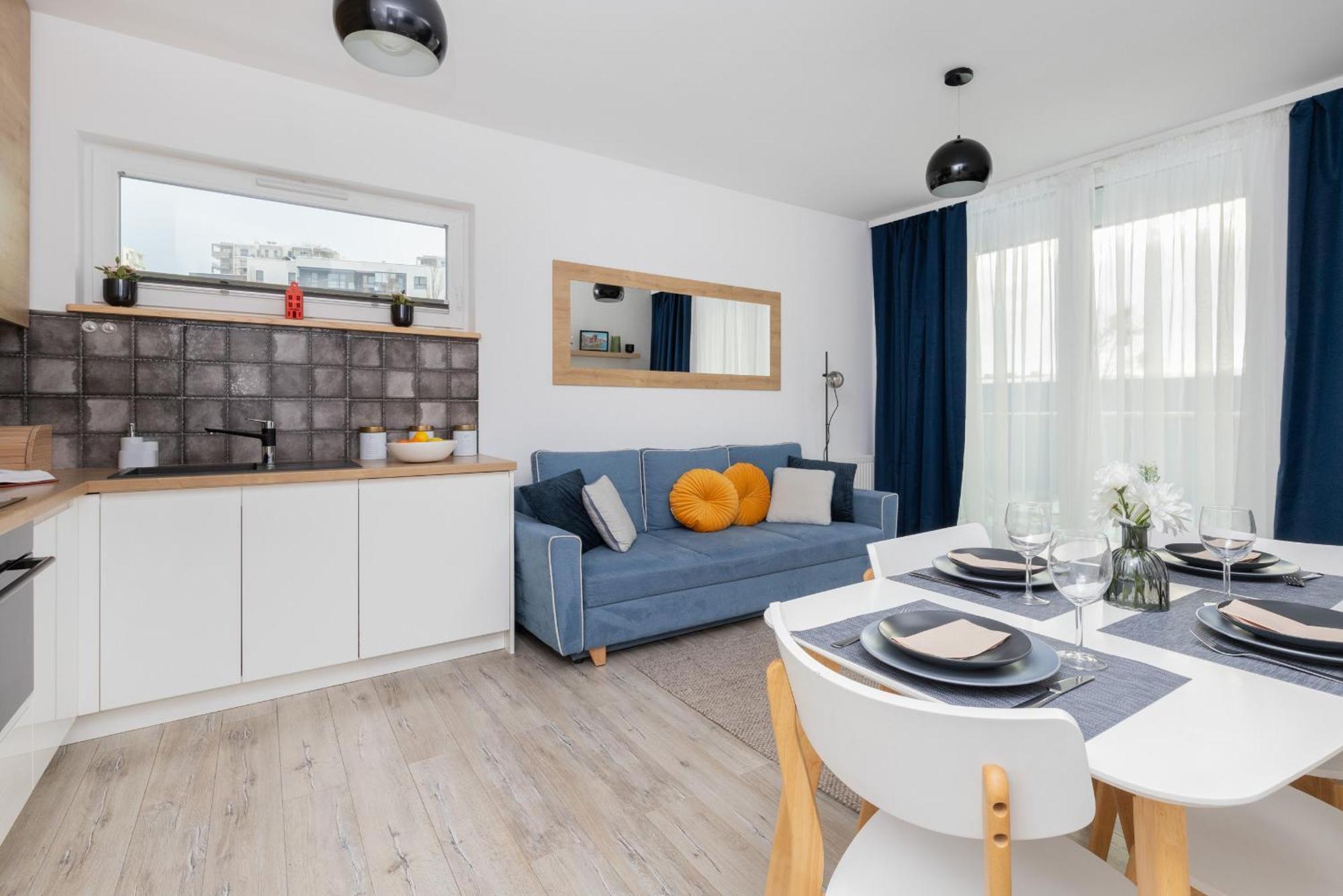 Apartment Solvo With Balcony & Parking Przymorze By Renters *
