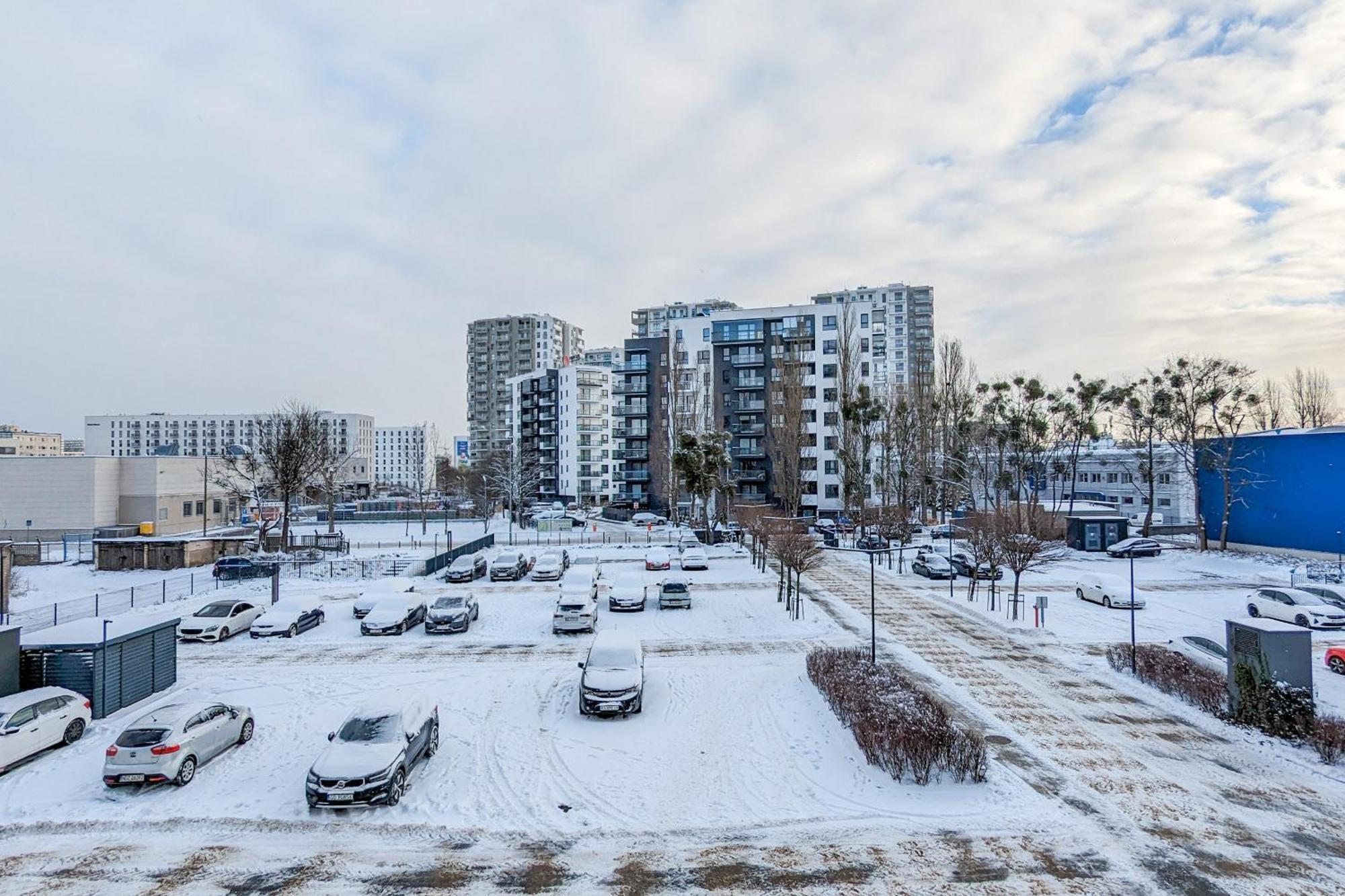 Solvo With Balcony & Parking Przymorze By Renters Gdansk