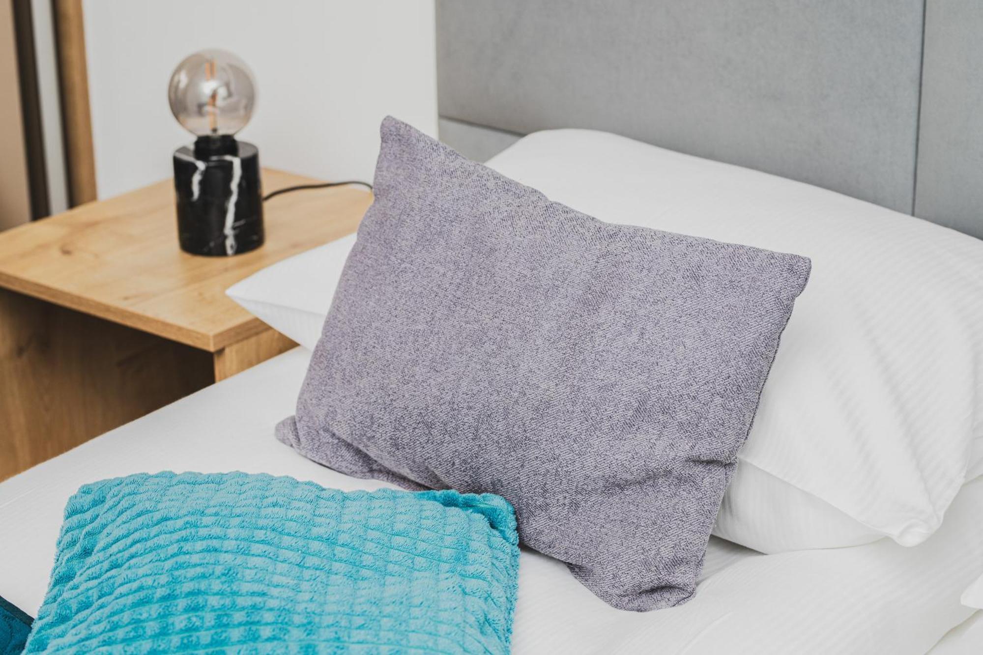 Apartment Solvo With Balcony & Parking Przymorze By Renters