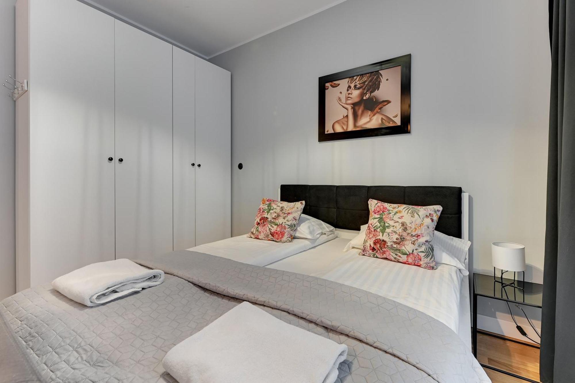 Apartment Sara - Walowa By Grand