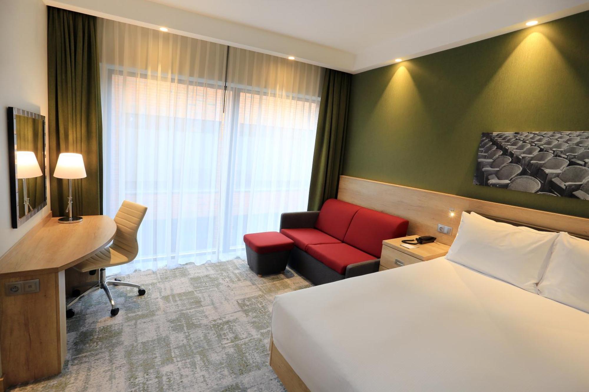 Hampton By Hilton Old Town Hotel